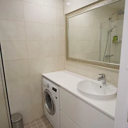 4r Apartment Tallinn